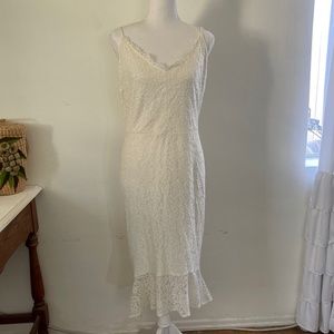ALL Beautiful White Lace Dress ~ SIZE XL ~ NWOT ~ By Express